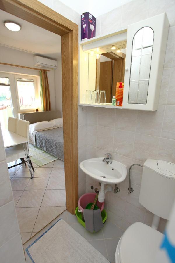 Bozena Studio Kneb Portoroz Exterior foto